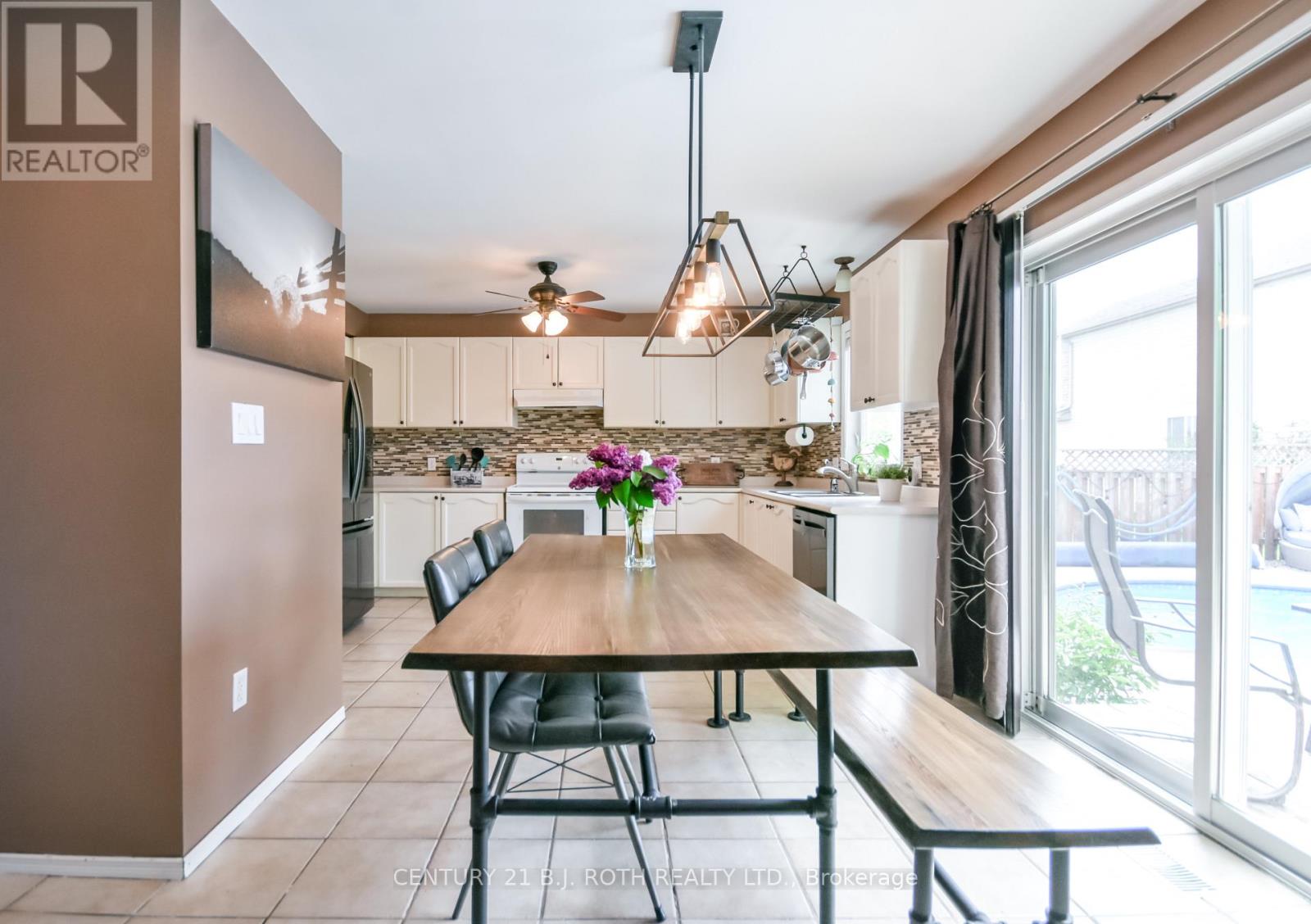 42 Farmstead Crescent, Barrie (Holly), Ontario L4N 8S1 - Photo 12 - S13226344