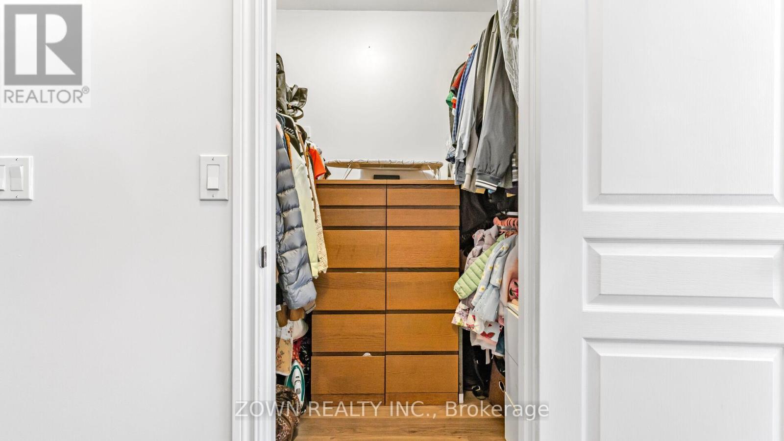 25 - 70 Eastwood Park Gardens, Toronto, Ontario  M8W 0B2 - Photo 22 - W13226378