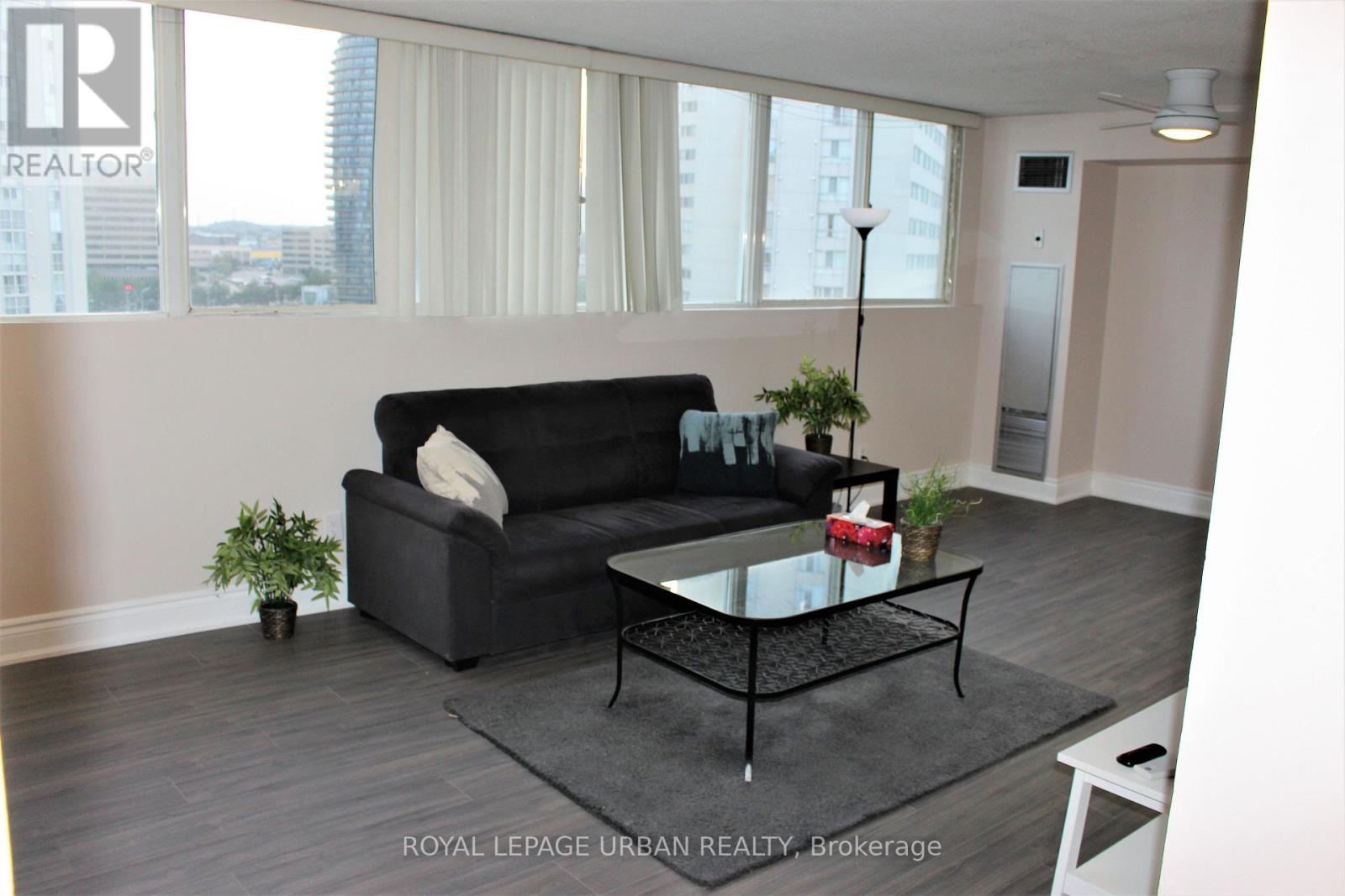 1411 - 3695 Kaneff Crescent, Mississauga, Ontario  L5A 4B6 - Photo 2 - W13226422