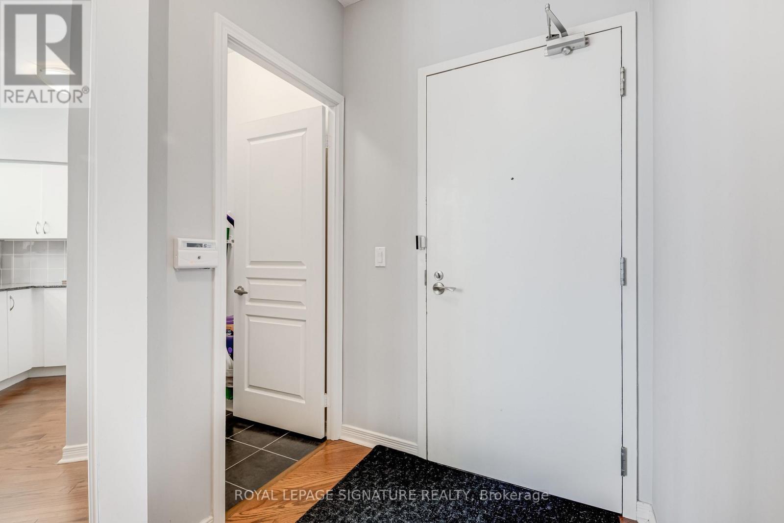 204 - 2230 Lake Shore Boulevard W, Toronto, Ontario  M8V 0B2 - Photo 10 - W13225134