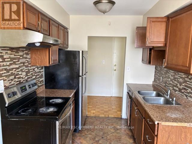 1 - 2205 King Street E, Hamilton, Ontario  L8K 1W9 - Photo 2 - X13226366