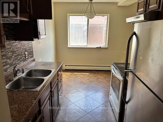 1 - 2205 King Street E, Hamilton, Ontario  L8K 1W9 - Photo 3 - X13226366