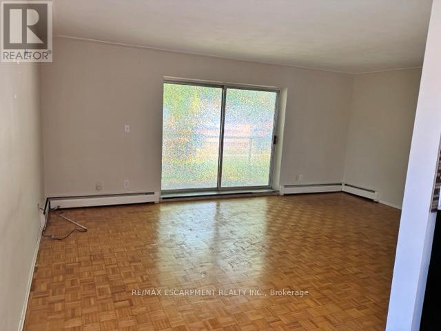 1 - 2205 King Street E, Hamilton, Ontario  L8K 1W9 - Photo 4 - X13226366