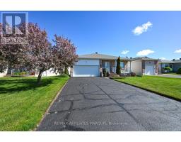 11 DECARIA BOULEVARD, Perth, Ontario
