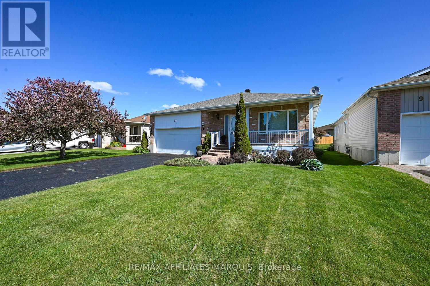 11 Decaria Boulevard, Perth, Ontario  K7H 3P6 - Photo 3 - X13108888