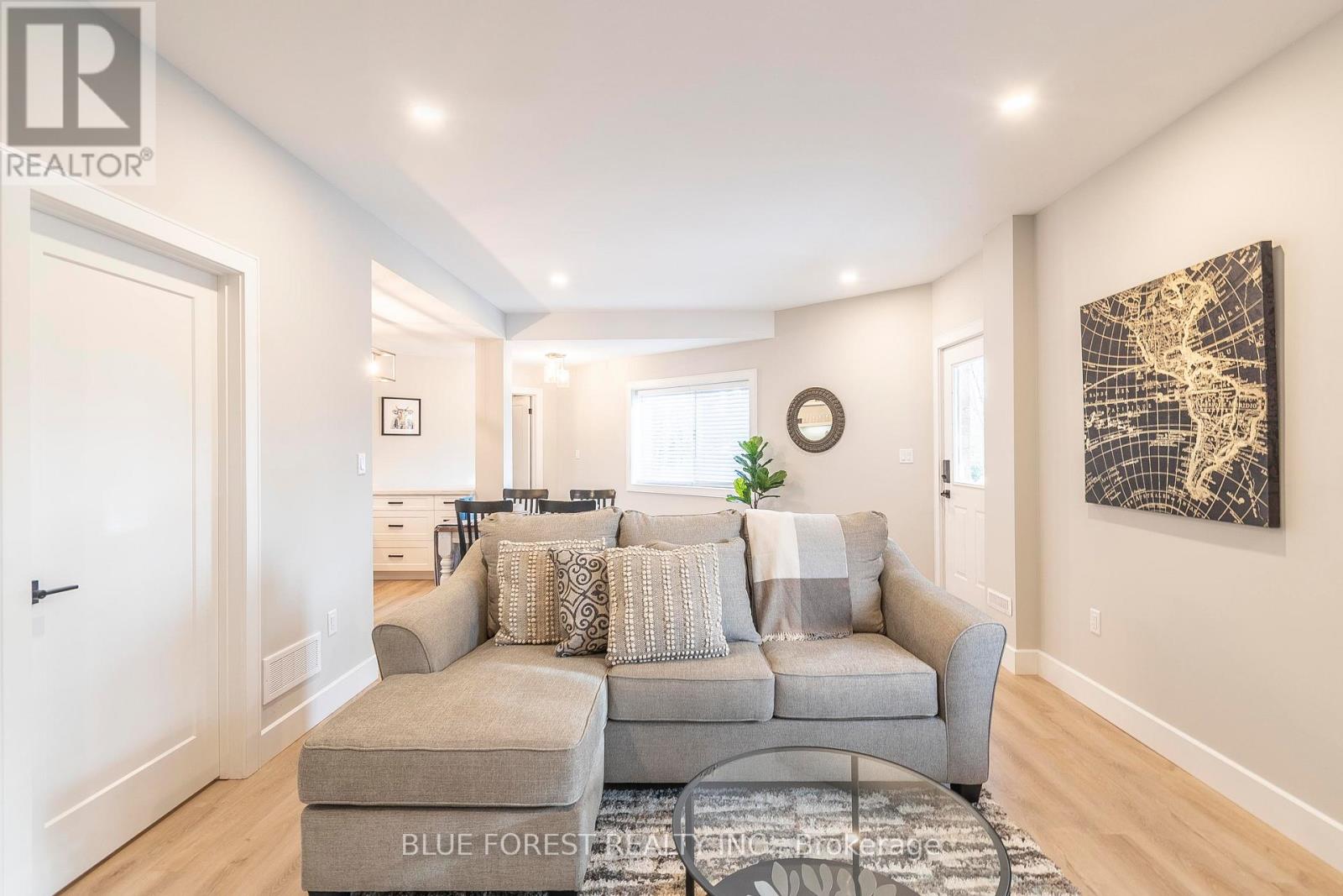 674 Grand View Avenue, London South, Ontario  N6K 3G6 - Photo 2 - X13226458