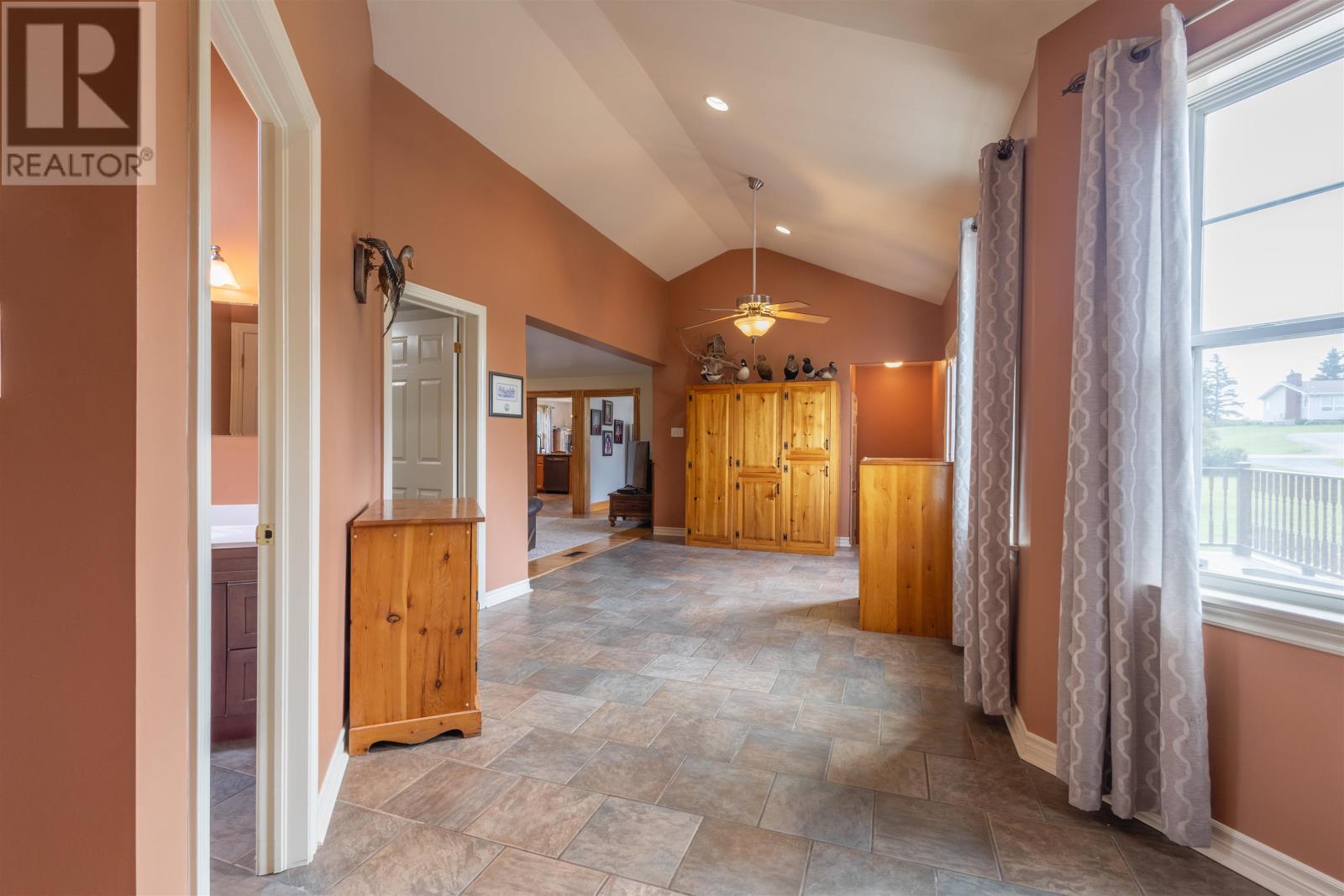 279 Riverview Crescent, Vernon Bridge, Prince Edward Island  C0A 2E0 - Photo 12 - 202612724