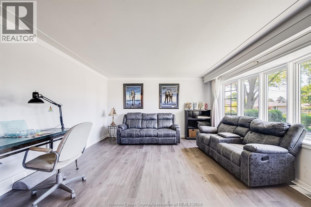 1050 Scofield, Windsor, Ontario  N9G 1L7 - Photo 6 - 26011950