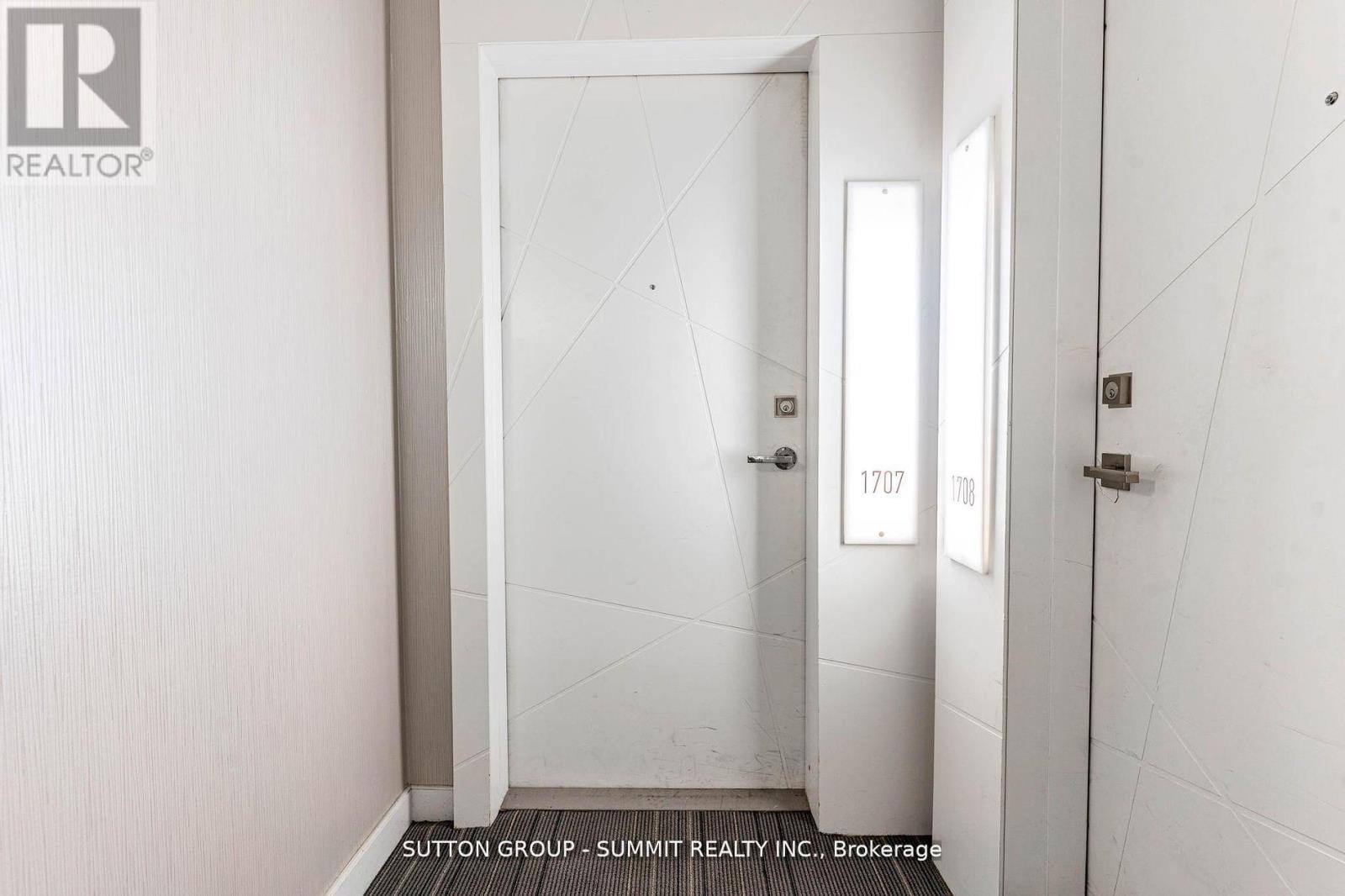 1707 - 14 York Street, Toronto, Ontario  M5J 0A6 - Photo 11 - C13226436