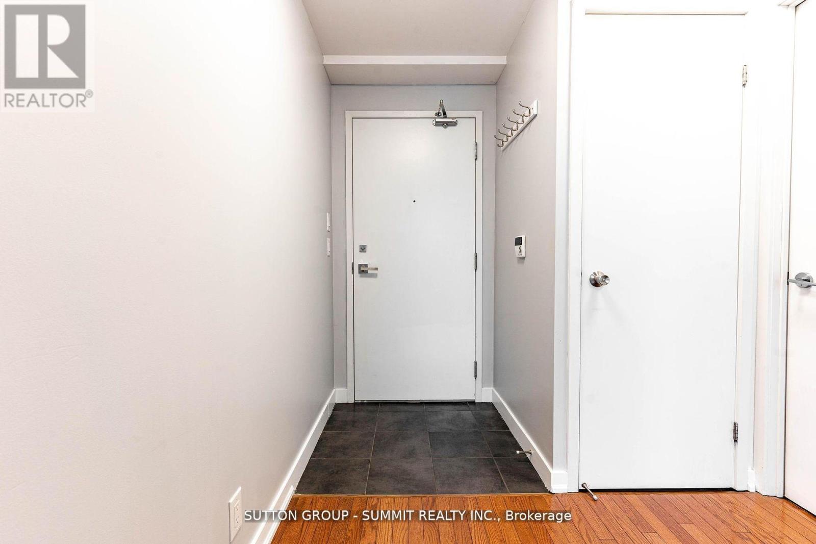 1707 - 14 York Street, Toronto, Ontario  M5J 0A6 - Photo 13 - C13226436