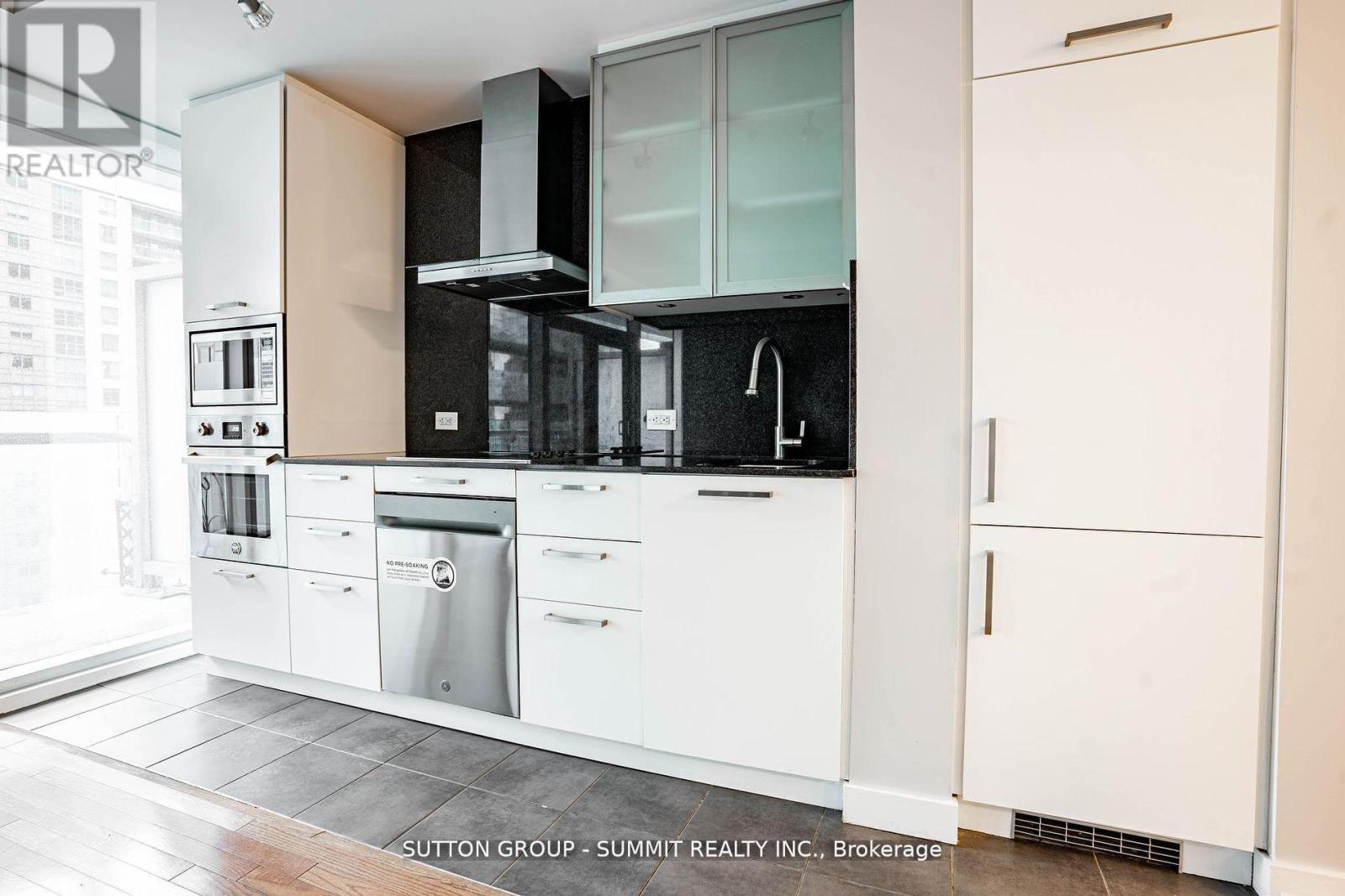 1707 - 14 York Street, Toronto, Ontario  M5J 0A6 - Photo 18 - C13226436