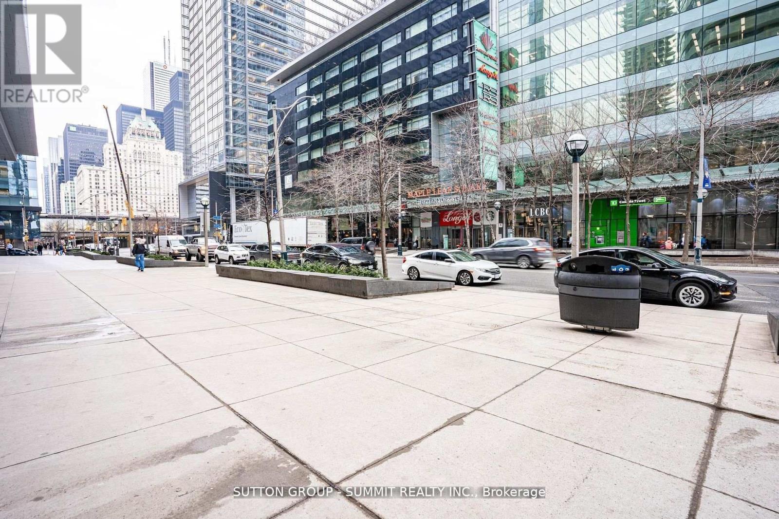1707 - 14 York Street, Toronto, Ontario  M5J 0A6 - Photo 2 - C13226436