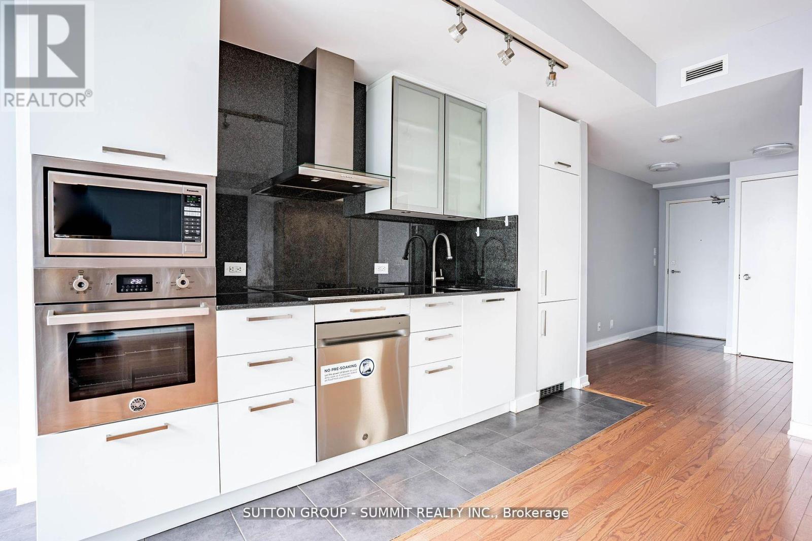 1707 - 14 York Street, Toronto, Ontario  M5J 0A6 - Photo 20 - C13226436
