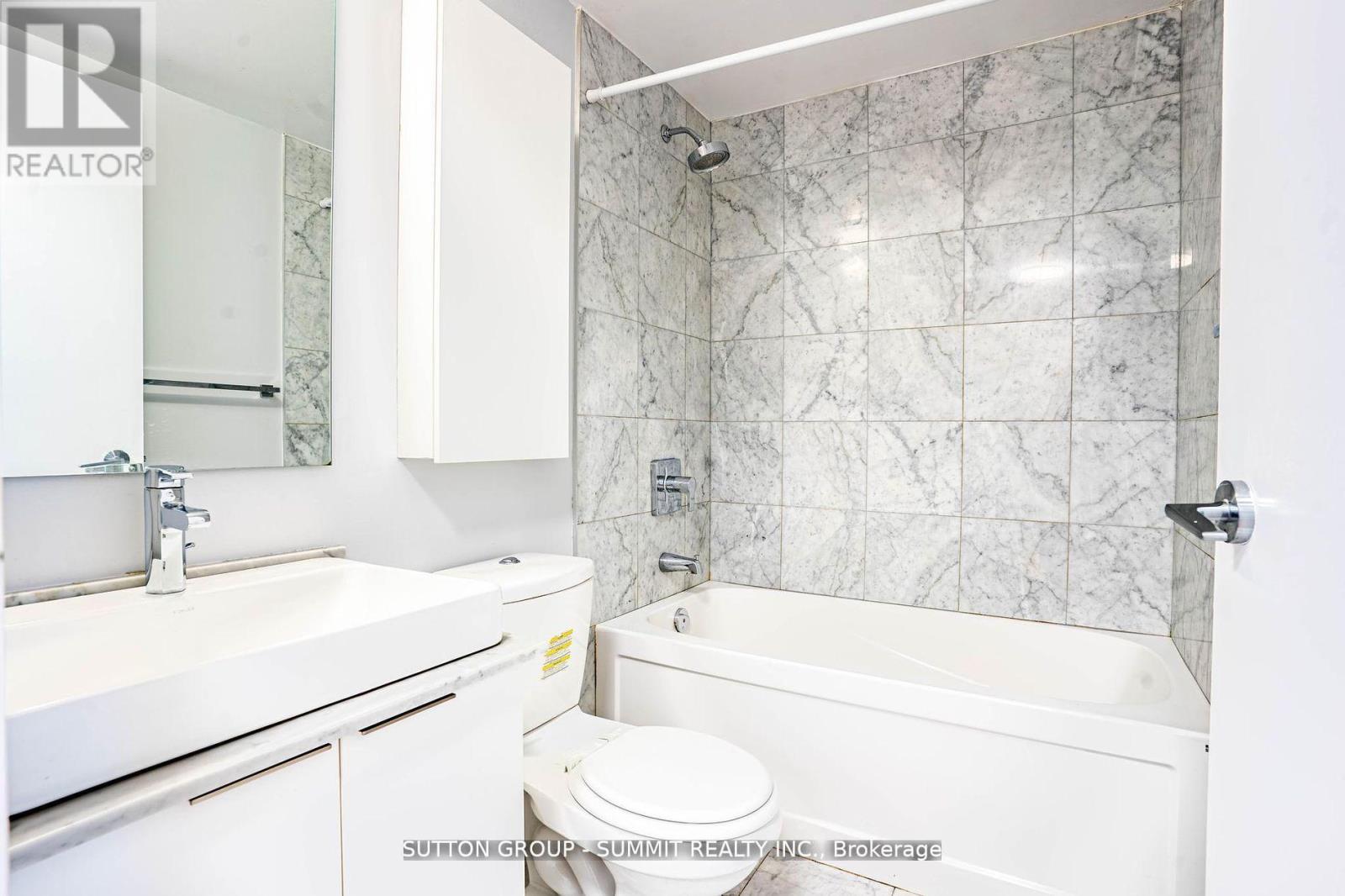 1707 - 14 York Street, Toronto, Ontario  M5J 0A6 - Photo 25 - C13226436