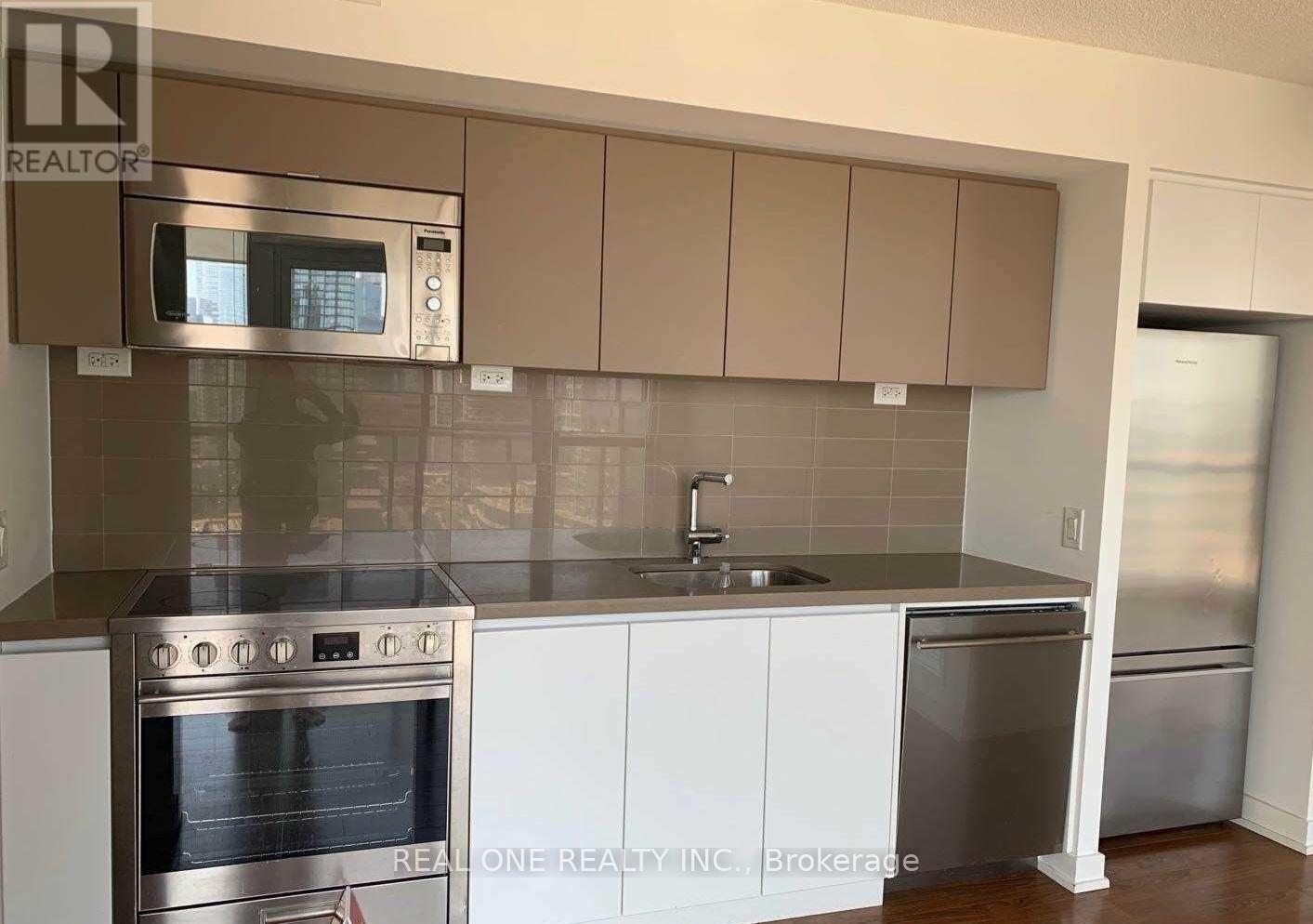 2512 - 85 Queens Wharf Road, Toronto, Ontario  M5V 0J9 - Photo 8 - C13226480