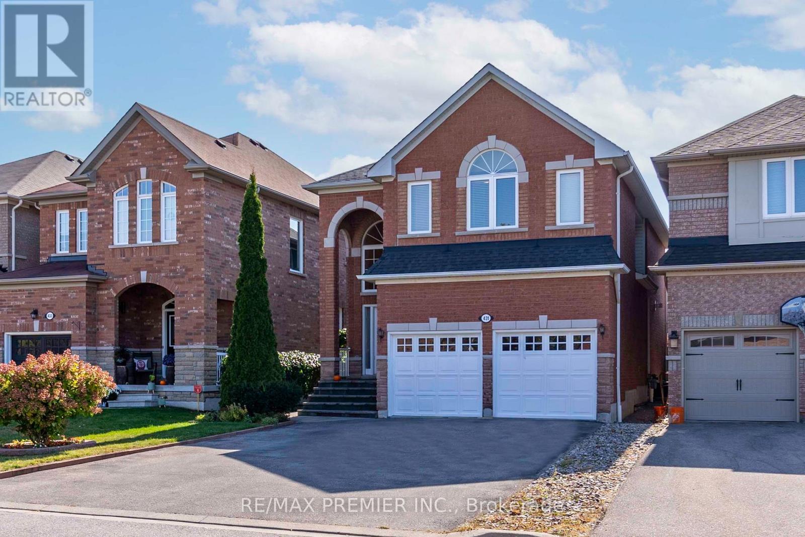 431 Pineview Lane, Pickering, Ontario  L1V 7G9 - Photo 2 - E13226460
