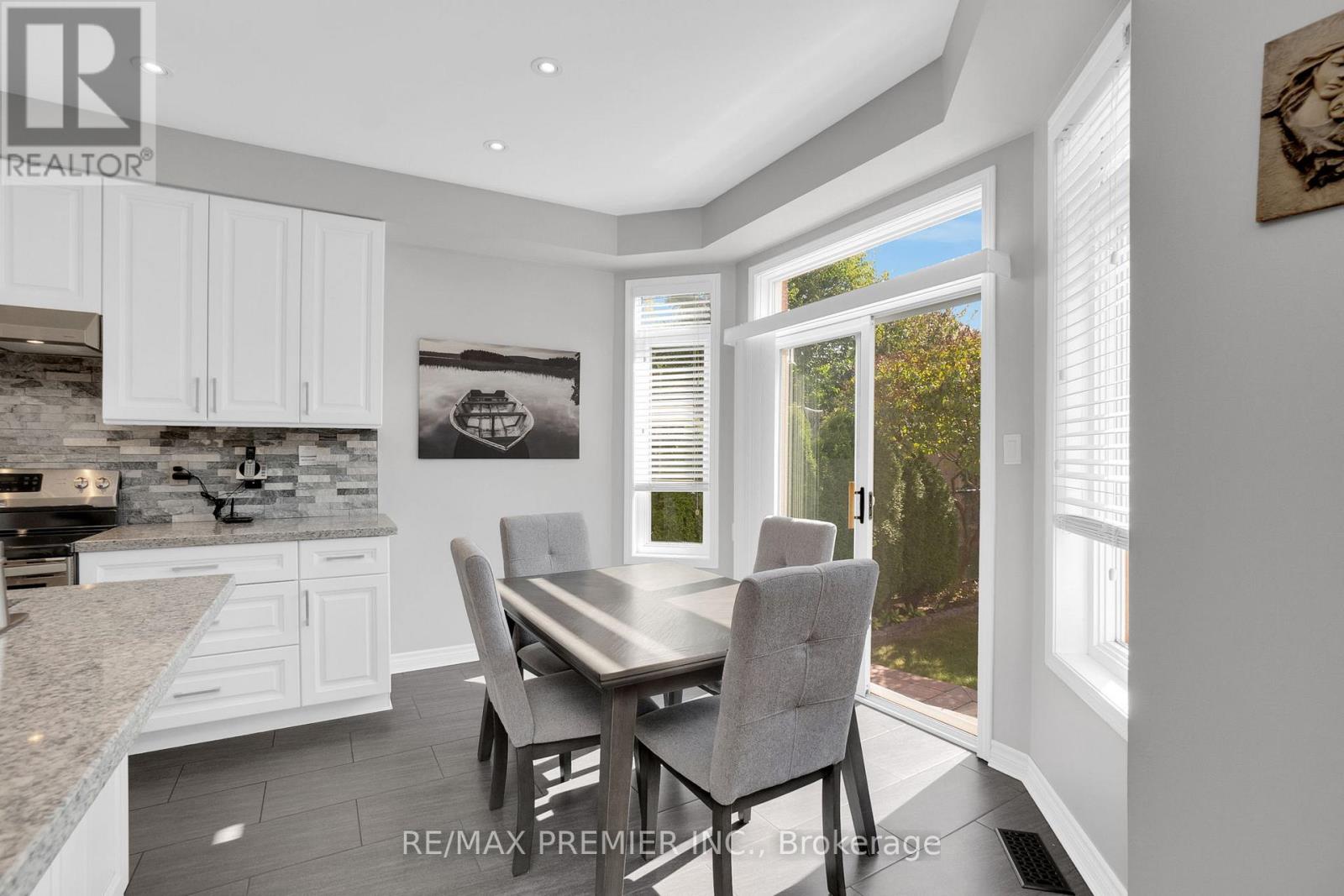 431 Pineview Lane, Pickering, Ontario  L1V 7G9 - Photo 23 - E13226460