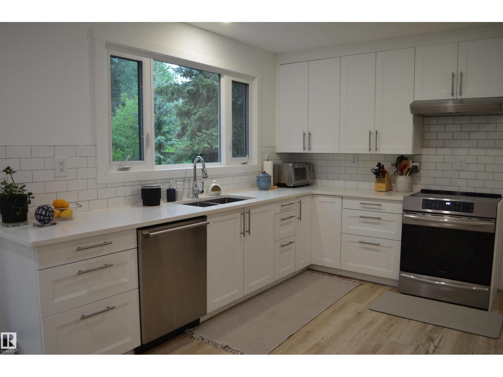 68 Marlboro Rd Nw, Edmonton, Alberta  T6J 2C6 - Photo 17 - E4491222