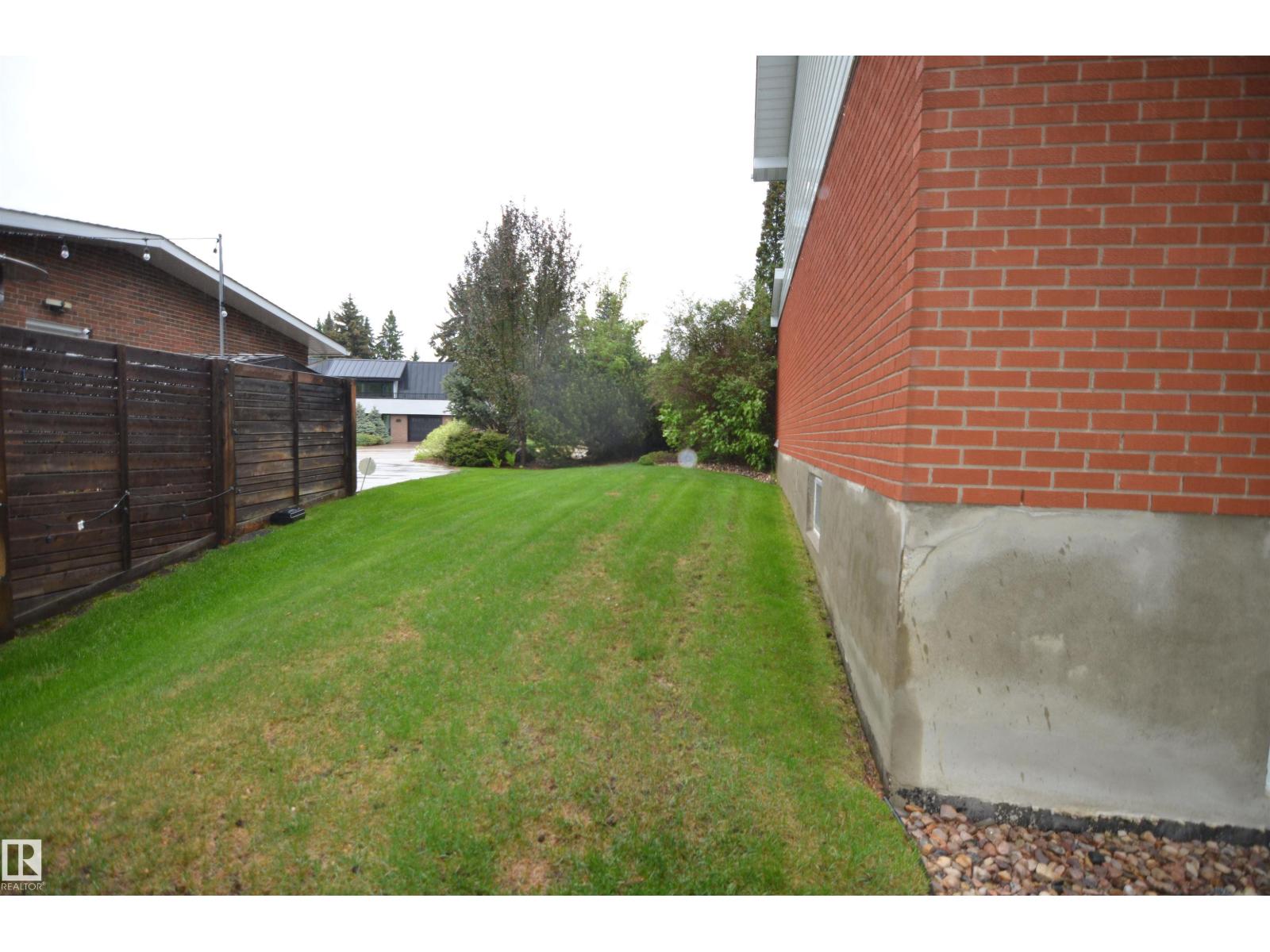 68 Marlboro Rd Nw, Edmonton, Alberta  T6J 2C6 - Photo 56 - E4491222