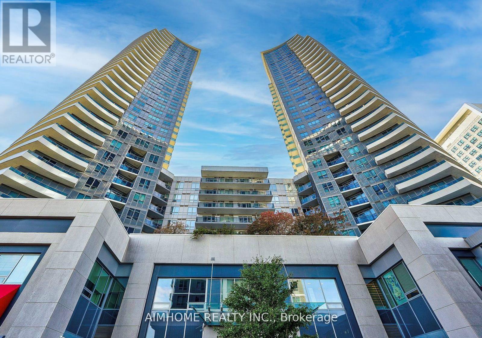 2028 - 7161 YONGE STREET