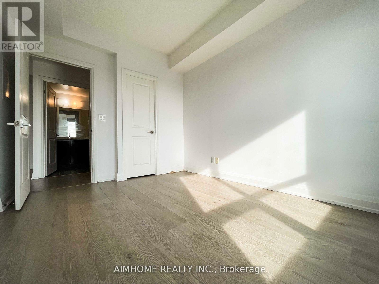 2028 - 7161 Yonge Street, Markham, Ontario  L3T 0C8 - Photo 12 - N13226446