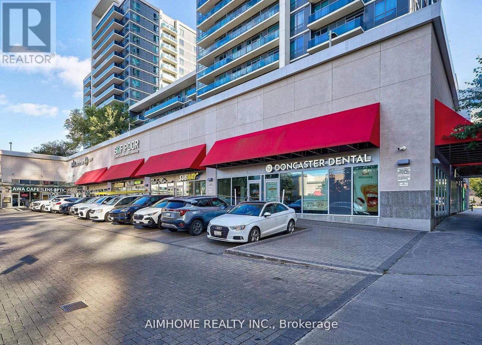 2028 - 7161 Yonge Street, Markham, Ontario  L3T 0C8 - Photo 3 - N13226446
