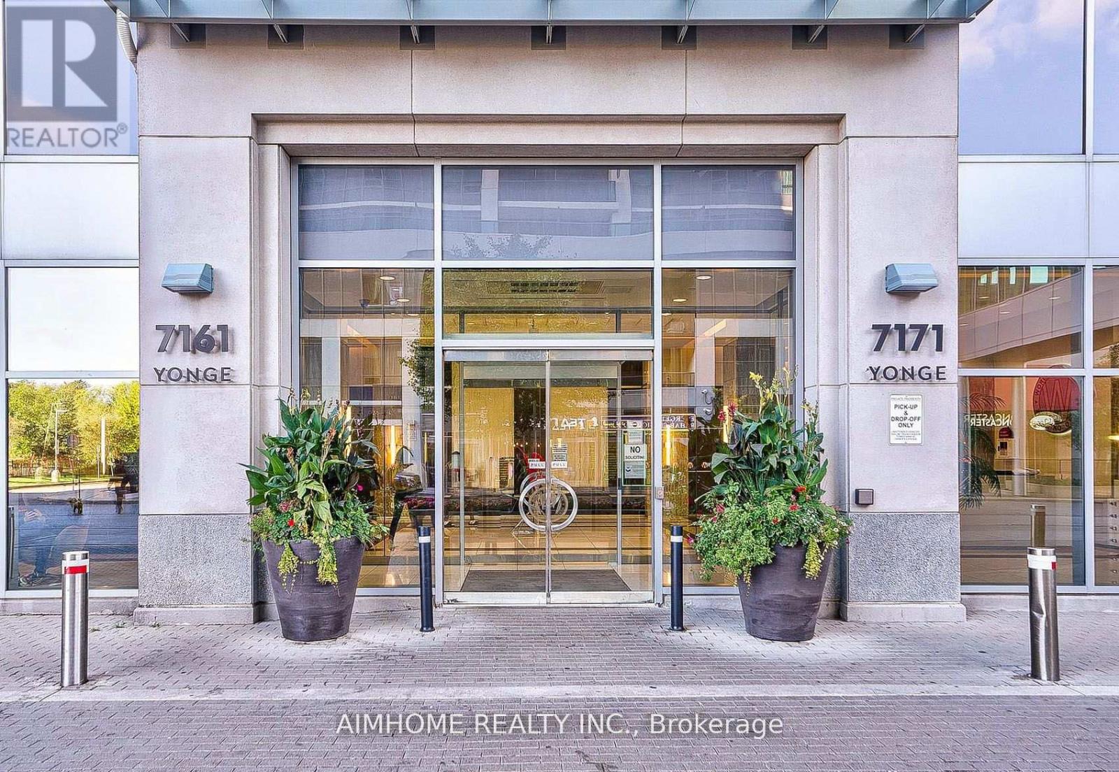 2028 - 7161 Yonge Street, Markham, Ontario  L3T 0C8 - Photo 5 - N13226446