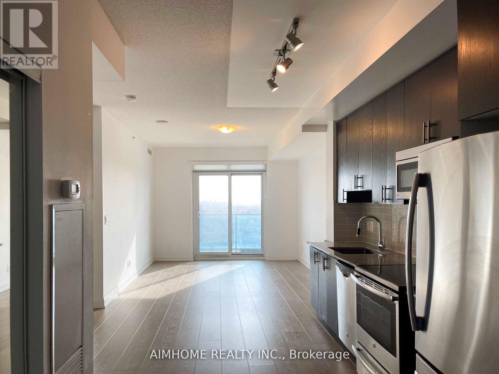 2028 - 7161 Yonge Street, Markham, Ontario  L3T 0C8 - Photo 8 - N13226446