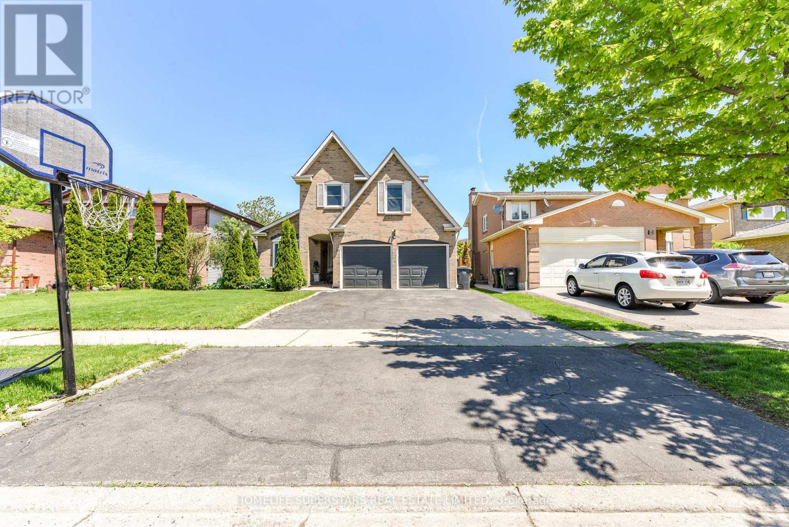 6 Farley Road, Brampton, Ontario  L6Y 2N9 - Photo 4 - W13226468