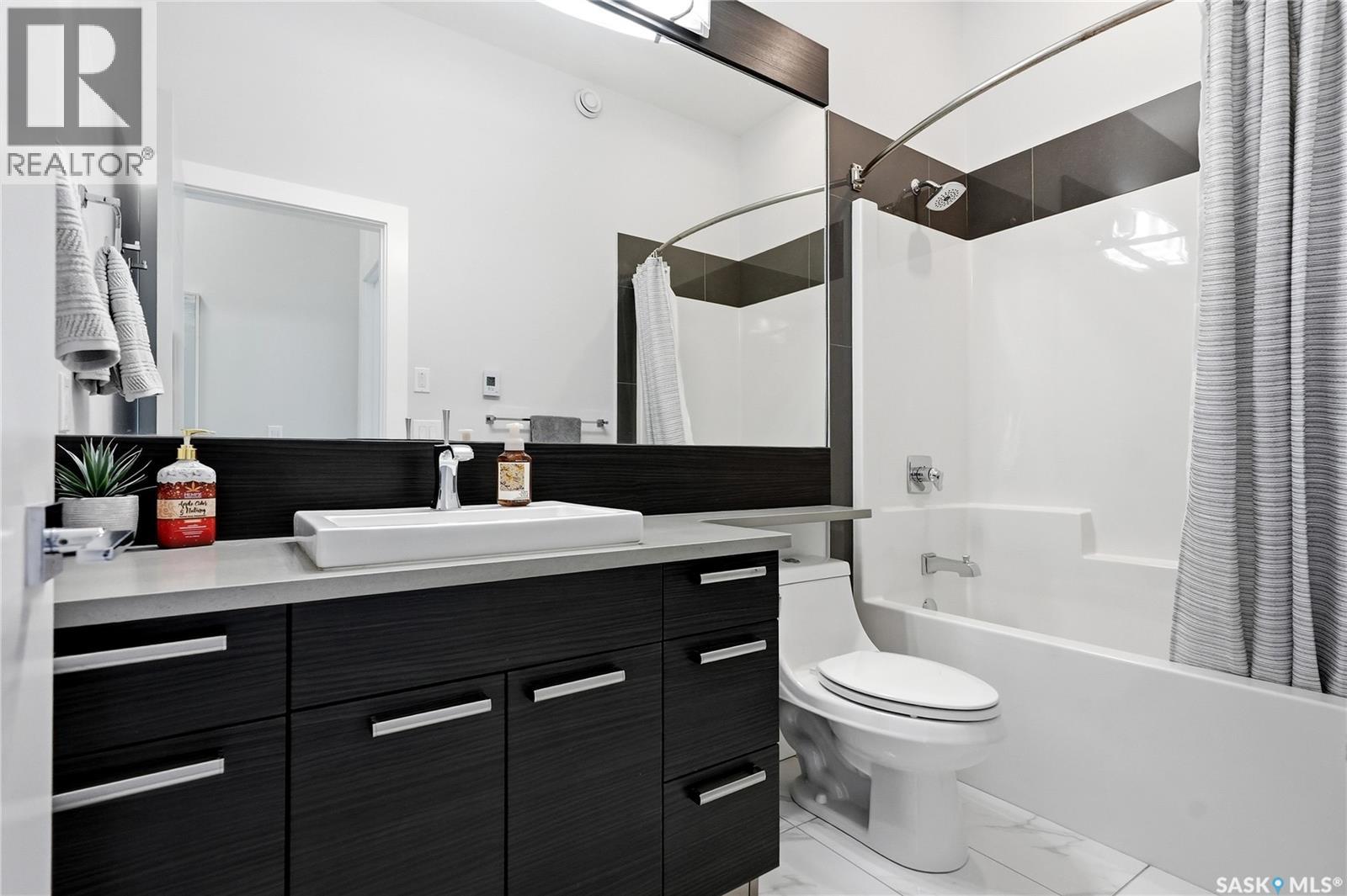 739 Hastings Cove, Saskatoon, Saskatchewan  S7V 0G6 - Photo 28 - SK037619
