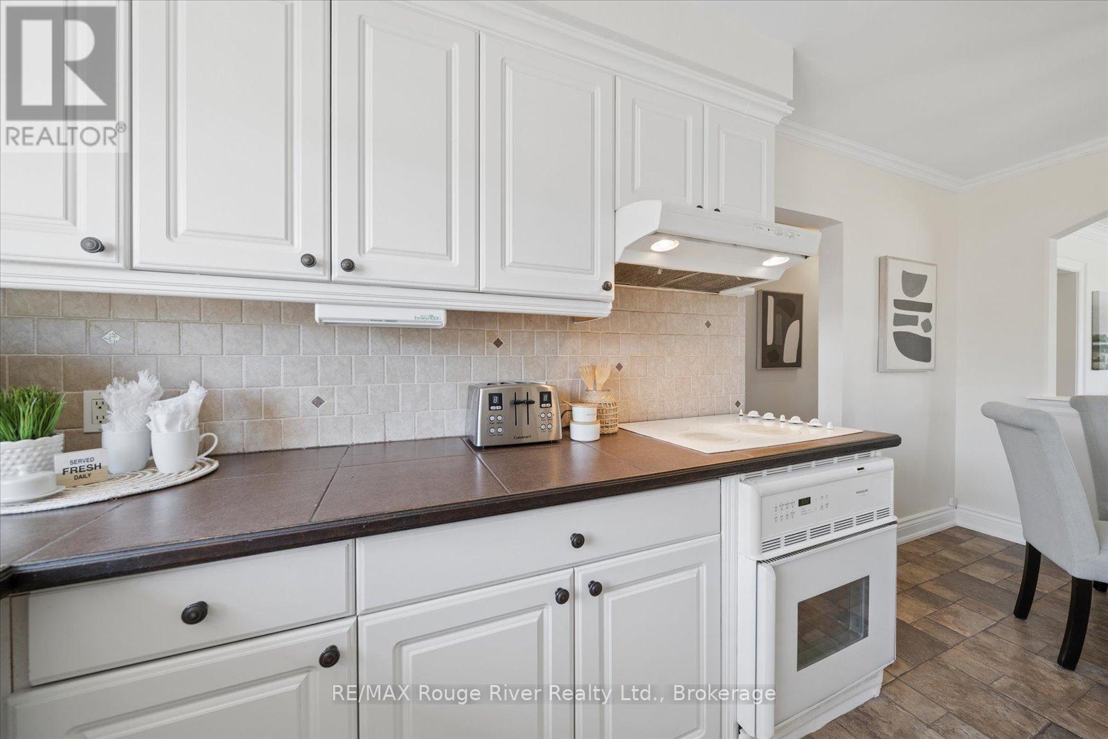 Lorem Ipsum Dolor Si, Whitby, Ontario  L1N  - Photo 20 - DEMO29838448