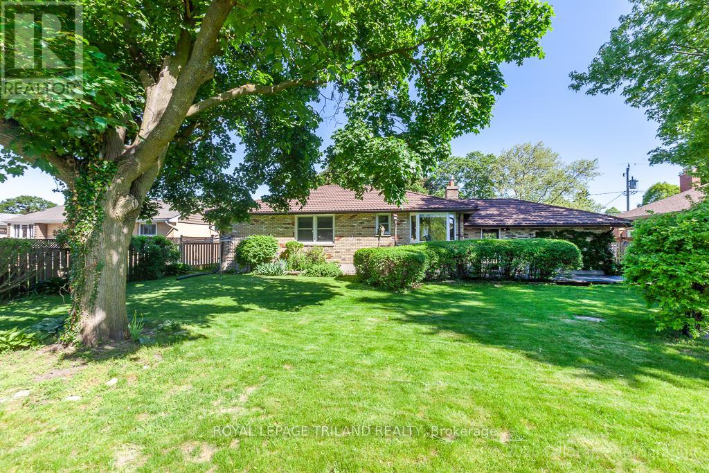 37 Dennis Avenue, London South, Ontario  N6P 1B8 - Photo 34 - X13226496