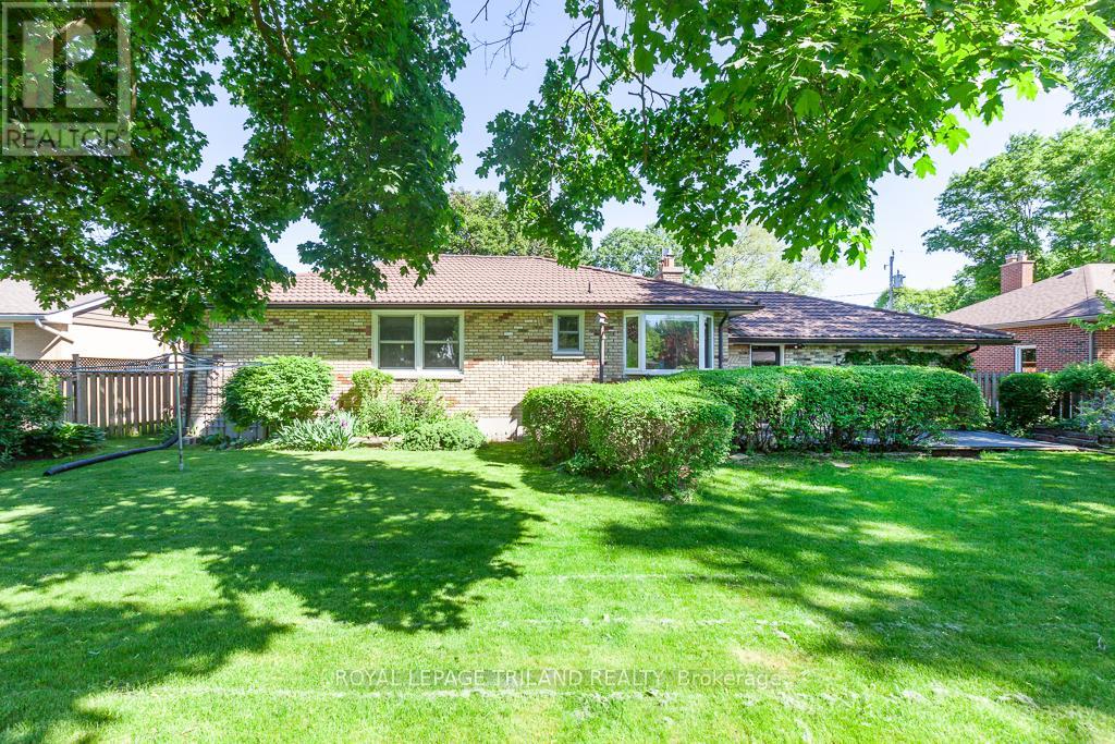 37 Dennis Avenue, London South, Ontario  N6P 1B8 - Photo 35 - X13226496