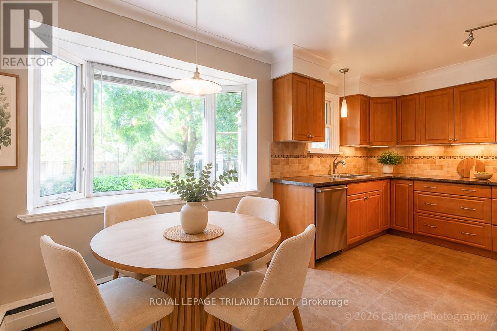 37 Dennis Avenue, London South, Ontario  N6P 1B8 - Photo 7 - X13226496