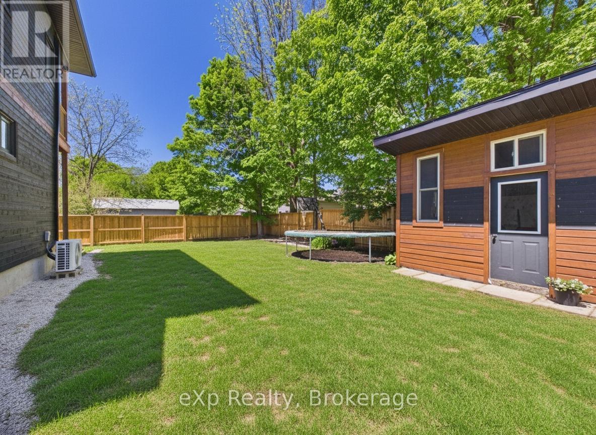 709 Green Street, Saugeen Shores, Ontario  N0H 2C0 - Photo 11 - X13223624