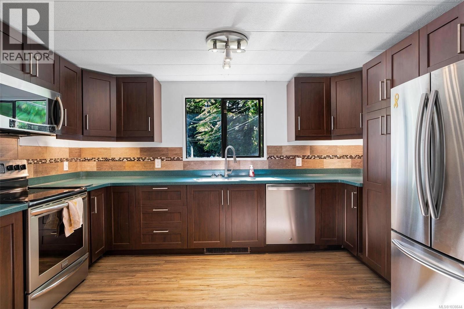 1105 Bourban Rd, Mill Bay, British Columbia  V0R 2P2 - Photo 2 - 1038644