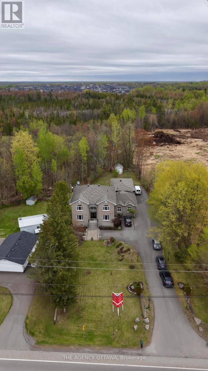 4633 Albion Road, Ottawa, Ontario  K1X 1A4 - Photo 2 - X13149558