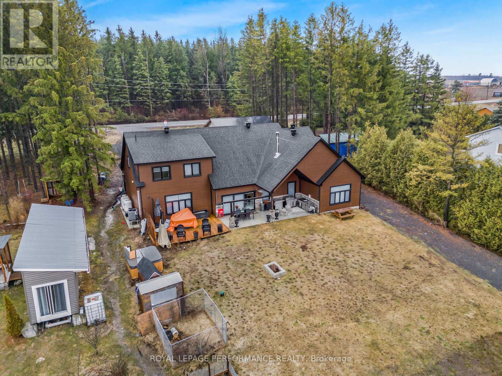 573 Bay Road, Alfred And Plantagenet, Ontario  K0B 1A0 - Photo 2 - X12874418