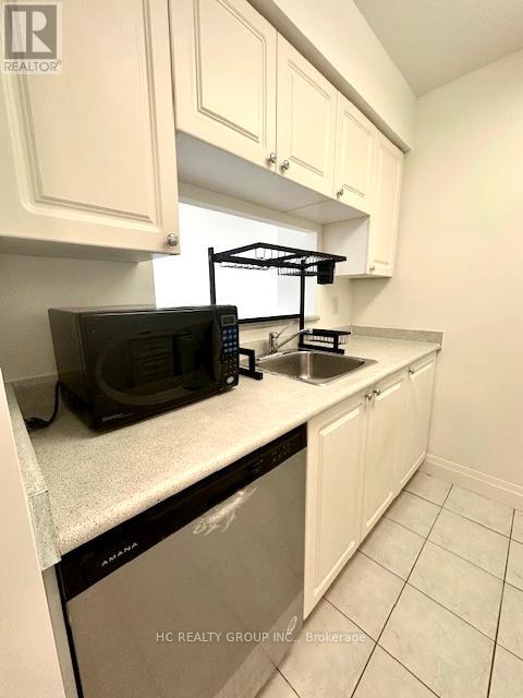 805 - 1 Pemberton Avenue, Toronto, Ontario  M2M 4L9 - Photo 4 - C13226538