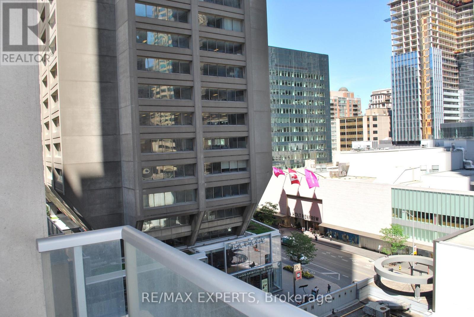803 - 35 Balmuto Street, Toronto, Ontario  M4Y 0A3 - Photo 9 - C13226558