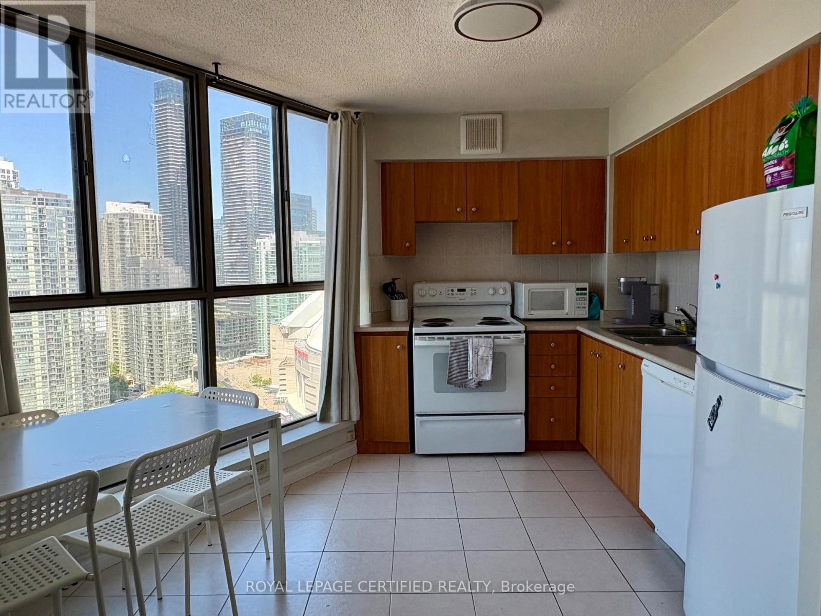 3005 - 270 Queens Quay W, Toronto, Ontario  M5J 2N4 - Photo 5 - C13226626