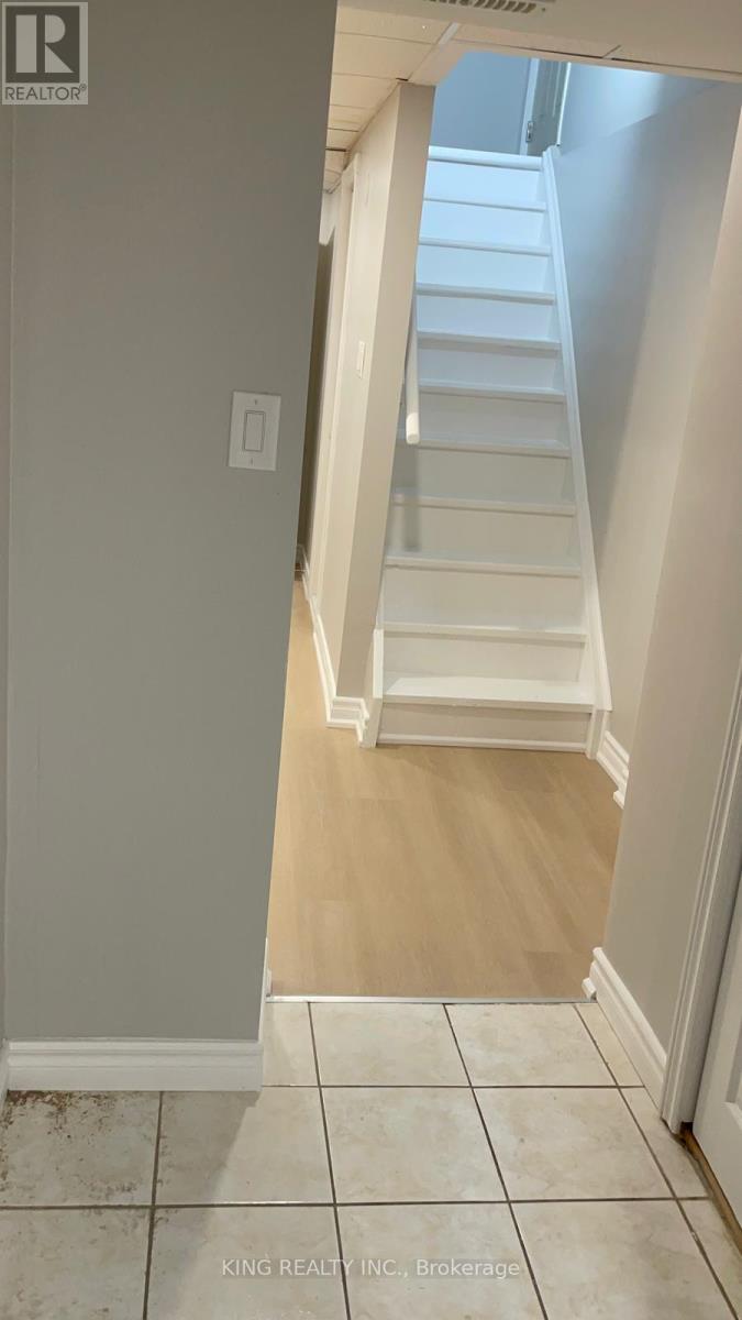 33 Rowe Court, Markham, Ontario  L3S 2J6 - Photo 14 - N13223342