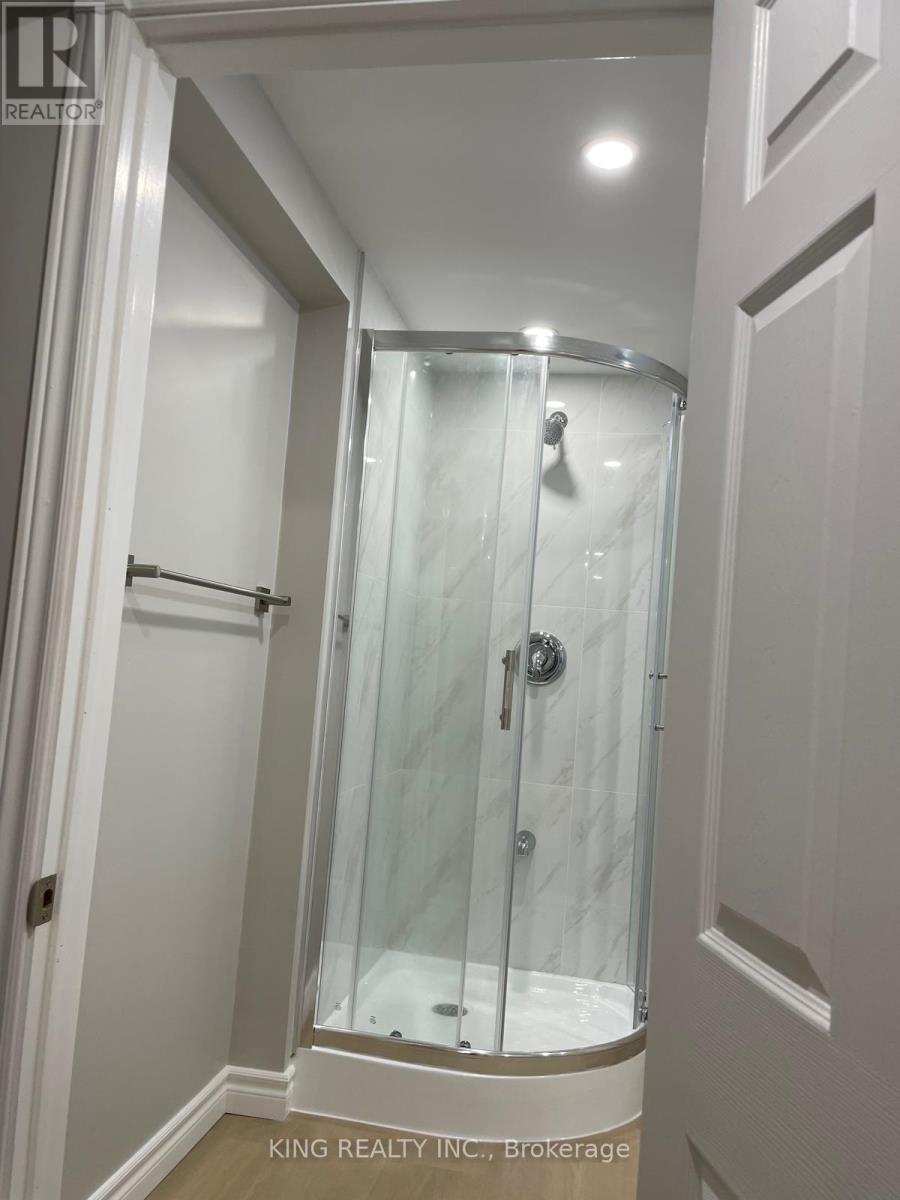 33 Rowe Court, Markham, Ontario  L3S 2J6 - Photo 18 - N13223342