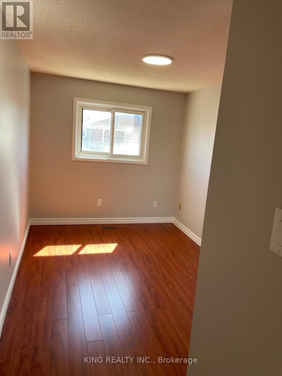 33 Rowe Court, Markham, Ontario  L3S 2J6 - Photo 7 - N13223342