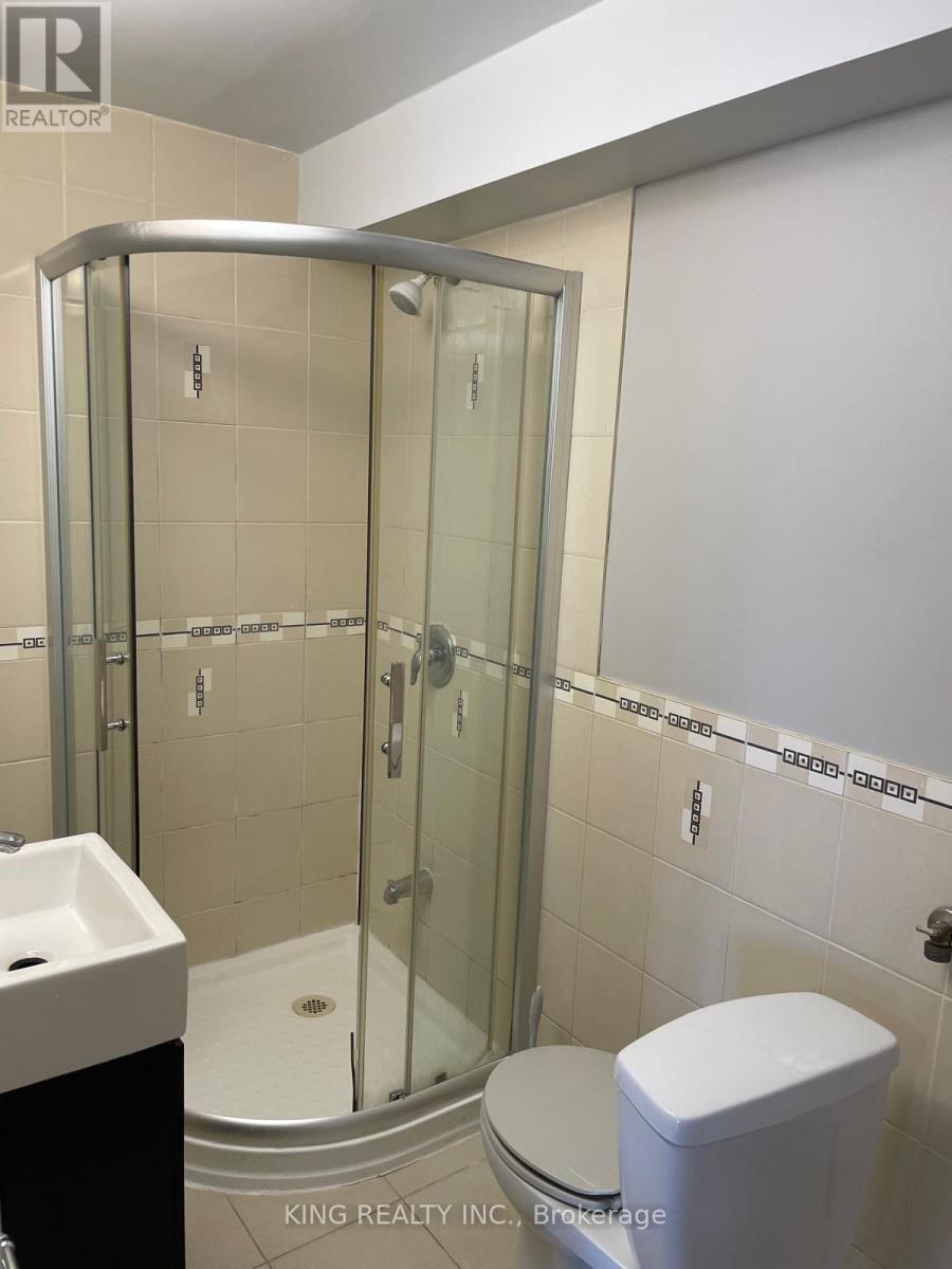 33 Rowe Court, Markham, Ontario  L3S 2J6 - Photo 13 - N13223342