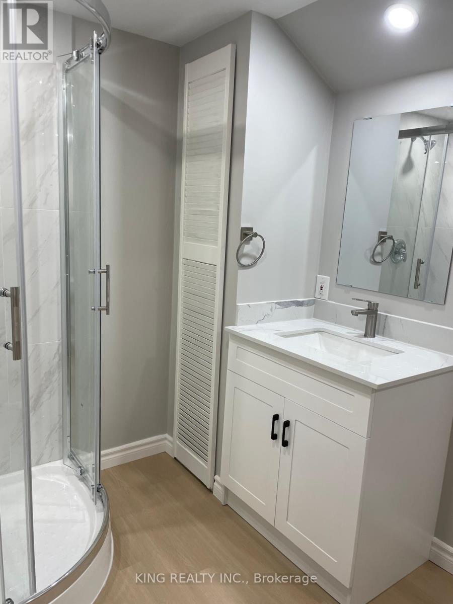 33 Rowe Court, Markham, Ontario  L3S 2J6 - Photo 19 - N13223342