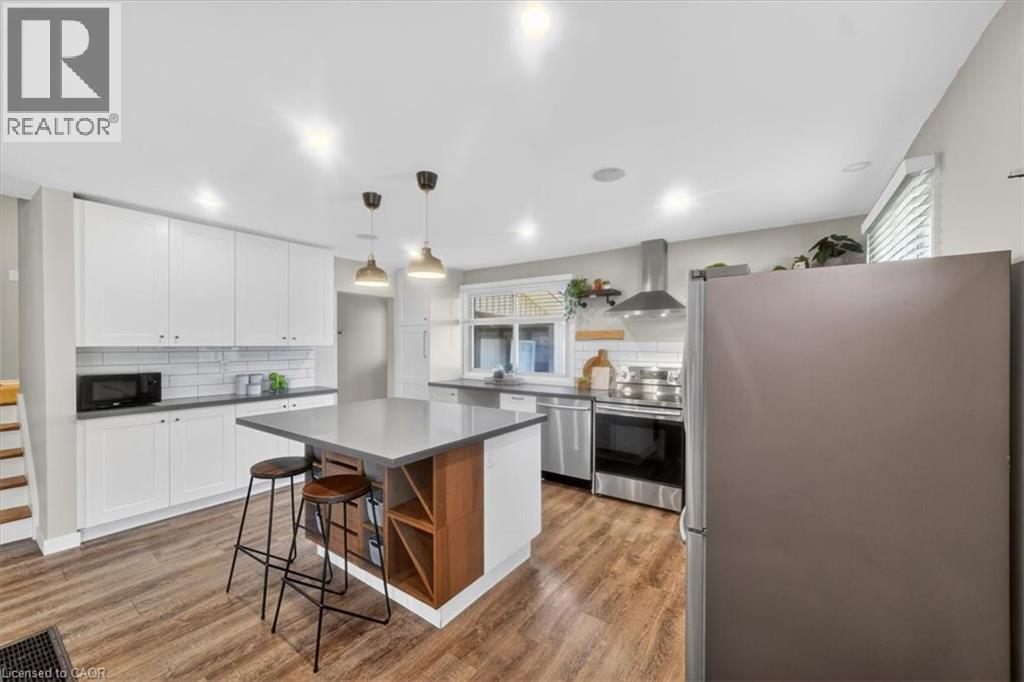 35 Weichel Street, Kitchener, Ontario  N2M 2A7 - Photo 7 - 40834508