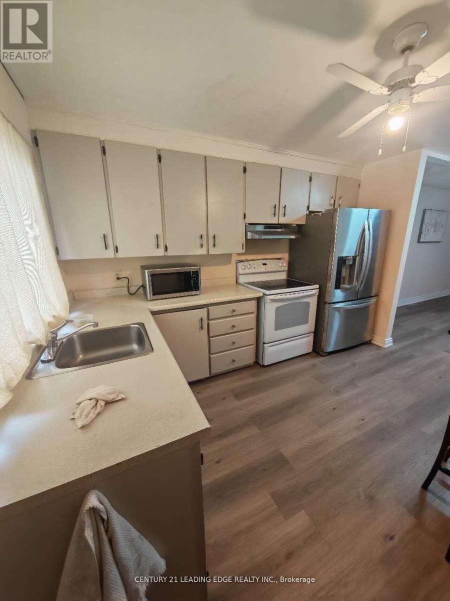 2nd Floor - 364 Wilson Road S, Oshawa, Ontario  L1H 6C7 - Photo 3 - E13226592