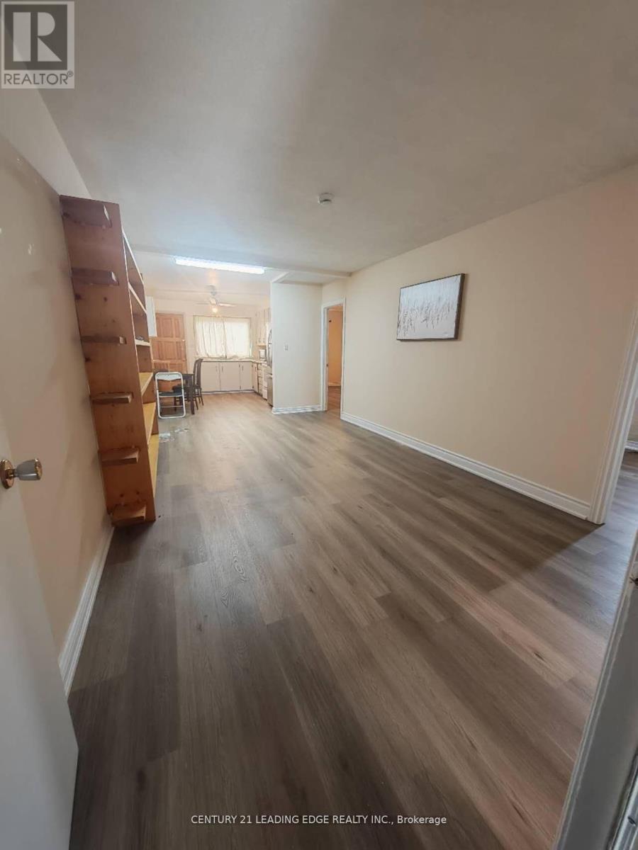 2nd Floor - 364 Wilson Road S, Oshawa, Ontario  L1H 6C7 - Photo 4 - E13226592