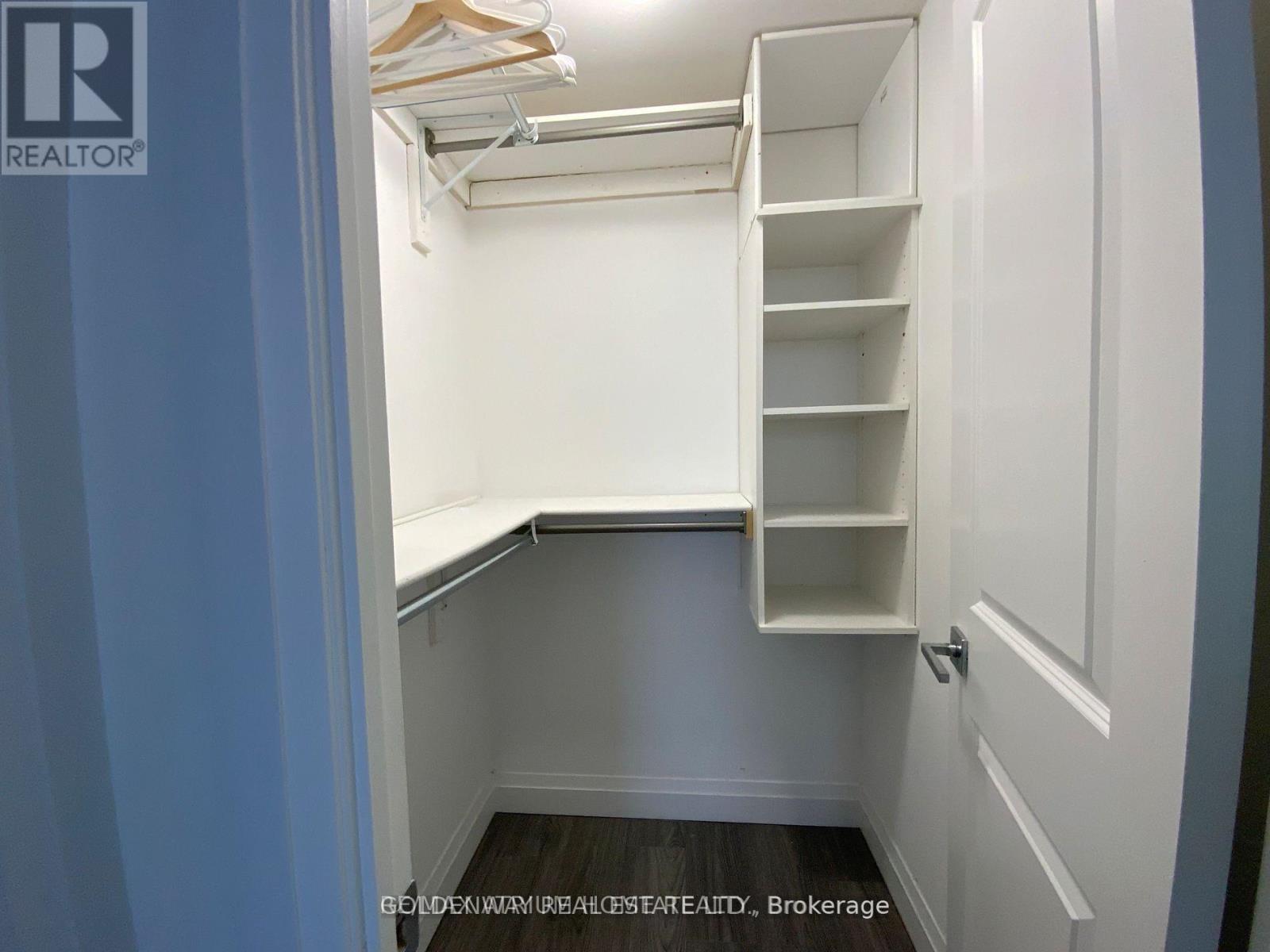 402 - 75 North Park Road, Vaughan, Ontario  L4J 0H8 - Photo 11 - N13226556